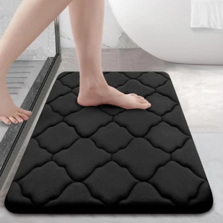 Dywaniki łazienkowe czarny koniczyna5.jpeg