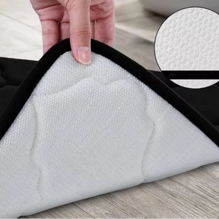 Dywaniki łazienkowe czarny koniczyna10.jpeg