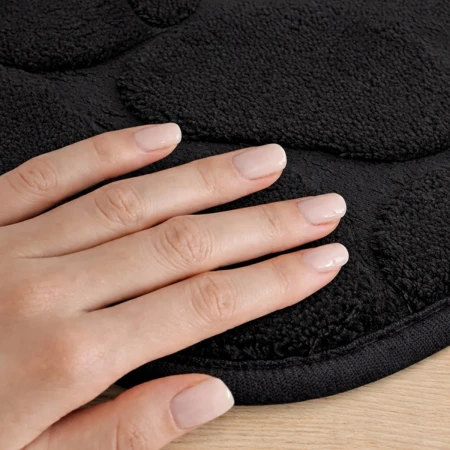 Dywaniki łazienkowe czarny10.jpeg