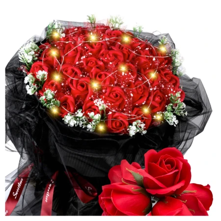 Bukiet roz czerwono czarny z tiulem Okazeo 4.jpeg