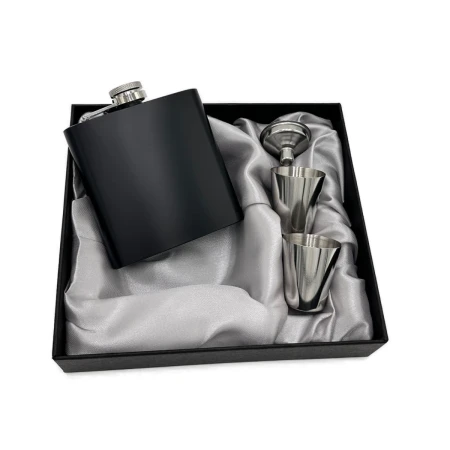 Zestaw piersiowka z kieliszkami srebrna 1.jpeg