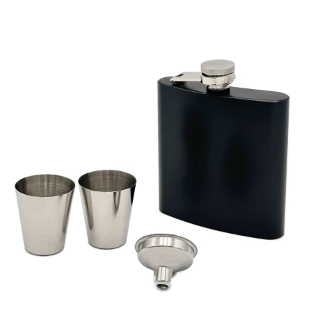 Zestaw piersiowka z kieliszkami Okazeo9.jpeg