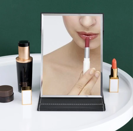 Lusterko w etui składane czarne5.jpeg