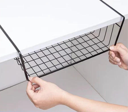 Kosz metalowy podblatowy czarny4.jpeg