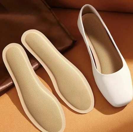 Wkładki ogrzewające do stóp foot warmer6.jpeg