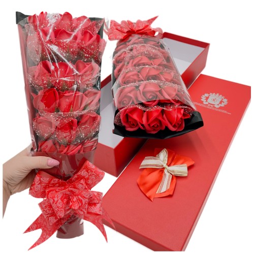 Przejdź do produktu Flowerbox mydlane róże czerwone dekoracyjne bukiet na prezent dzień kobiet prezent dla niej 