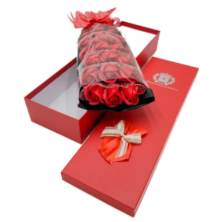 FlowerBox LuxBouquet Red - zestaw 18 róż mydlanych4.jpeg