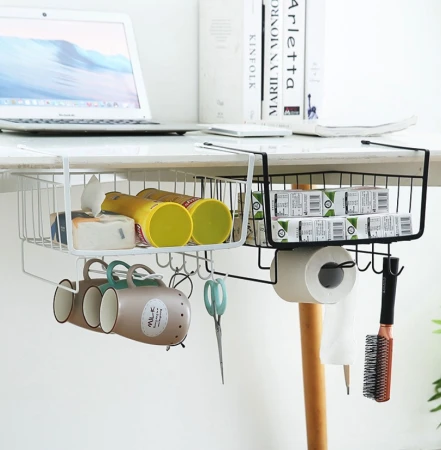 Kosz metalowy podblatowy z haczykami czarny13.jpeg