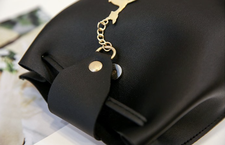 619b5a7b4d421e59d89996b778198070