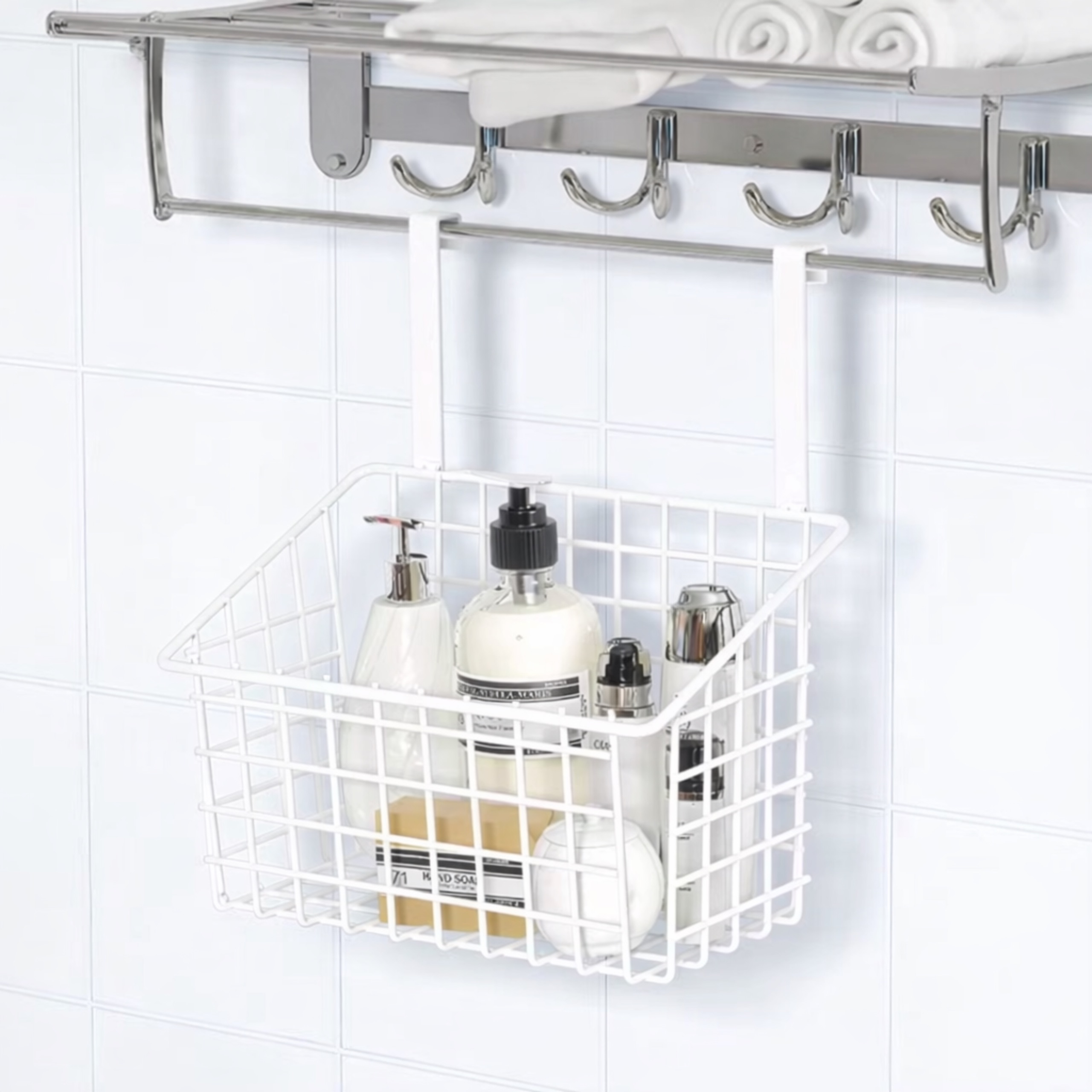 Kosz metalowy wiszący biały 6.jpg